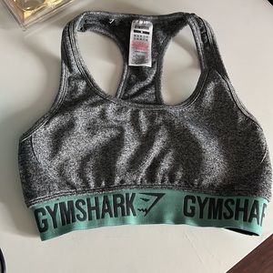 Gymshark Seamless Sports Bra Women’s Size M Includes Removeable Pads